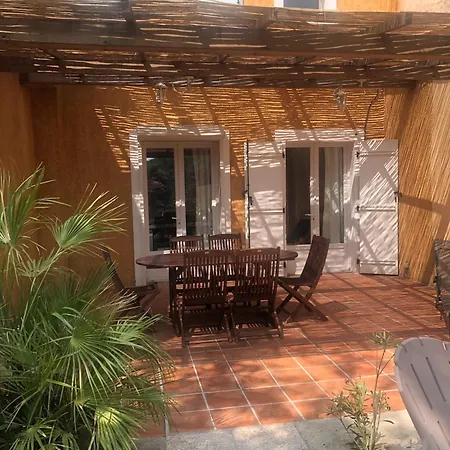 Domaine Des Oliviers - Les Borrels Feriehus Hyères